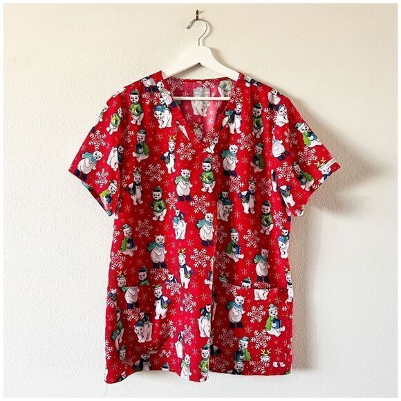 NEW Med Couture Christmas Holiday Scrub Top- Polar Bears & Snowflakes 2XL - Picture 2 of 9
